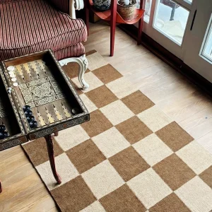 Serenad Damalı Yün Kilim
